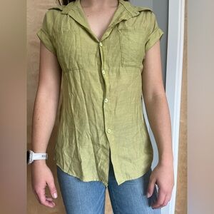 Green button down linen t shirt